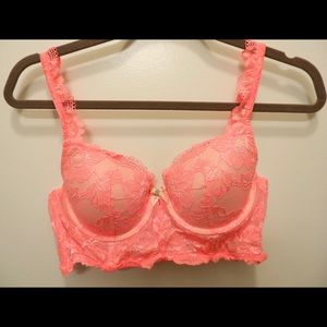 Victoria’s Secret - Body by Victoria Bra (36B)